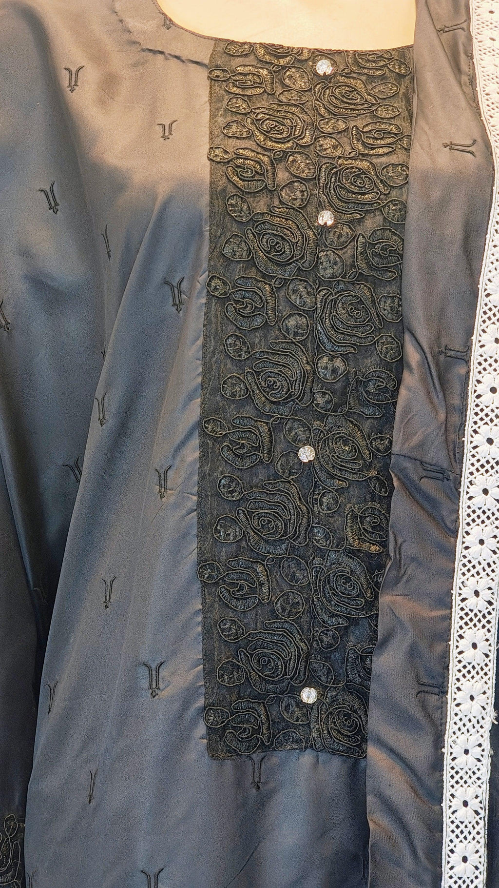 Ebony Silk-Finish 3-Piece Suit with Intricate Lace Bodice & Tasseled Dupatta