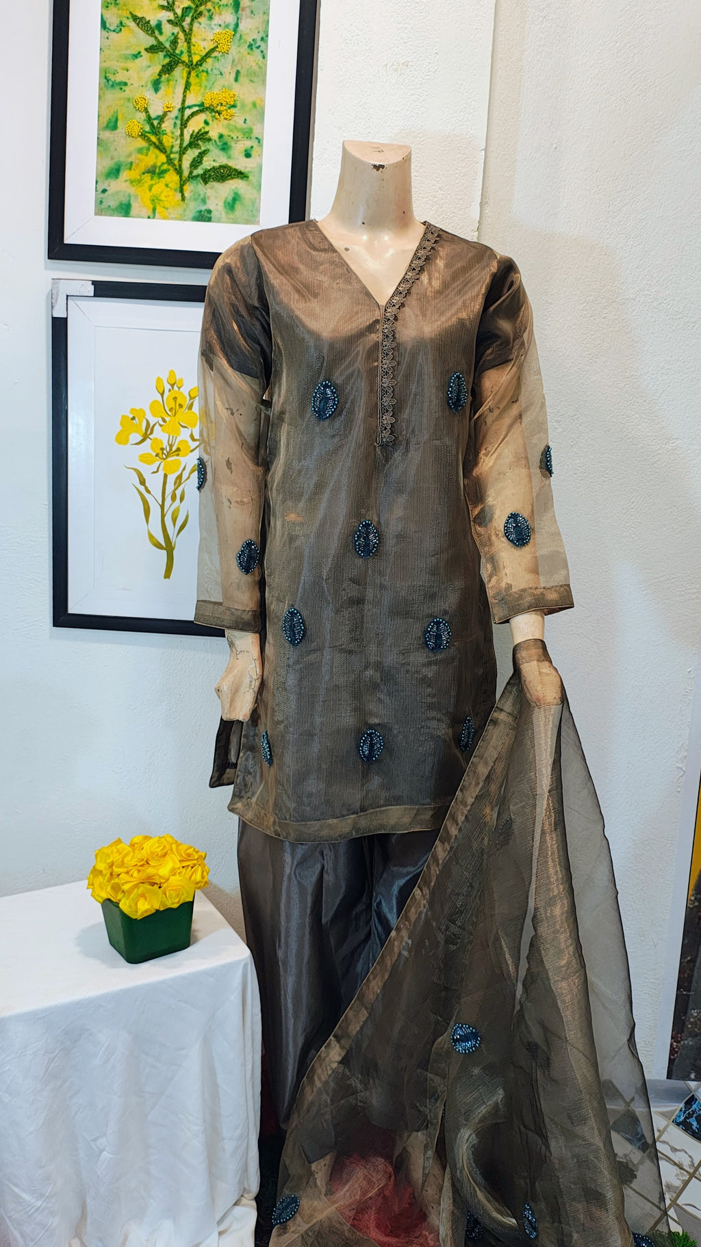 Sunset silk Organza 3-Piece Suit with Mirror-Work Embroidery & Lace Finishes