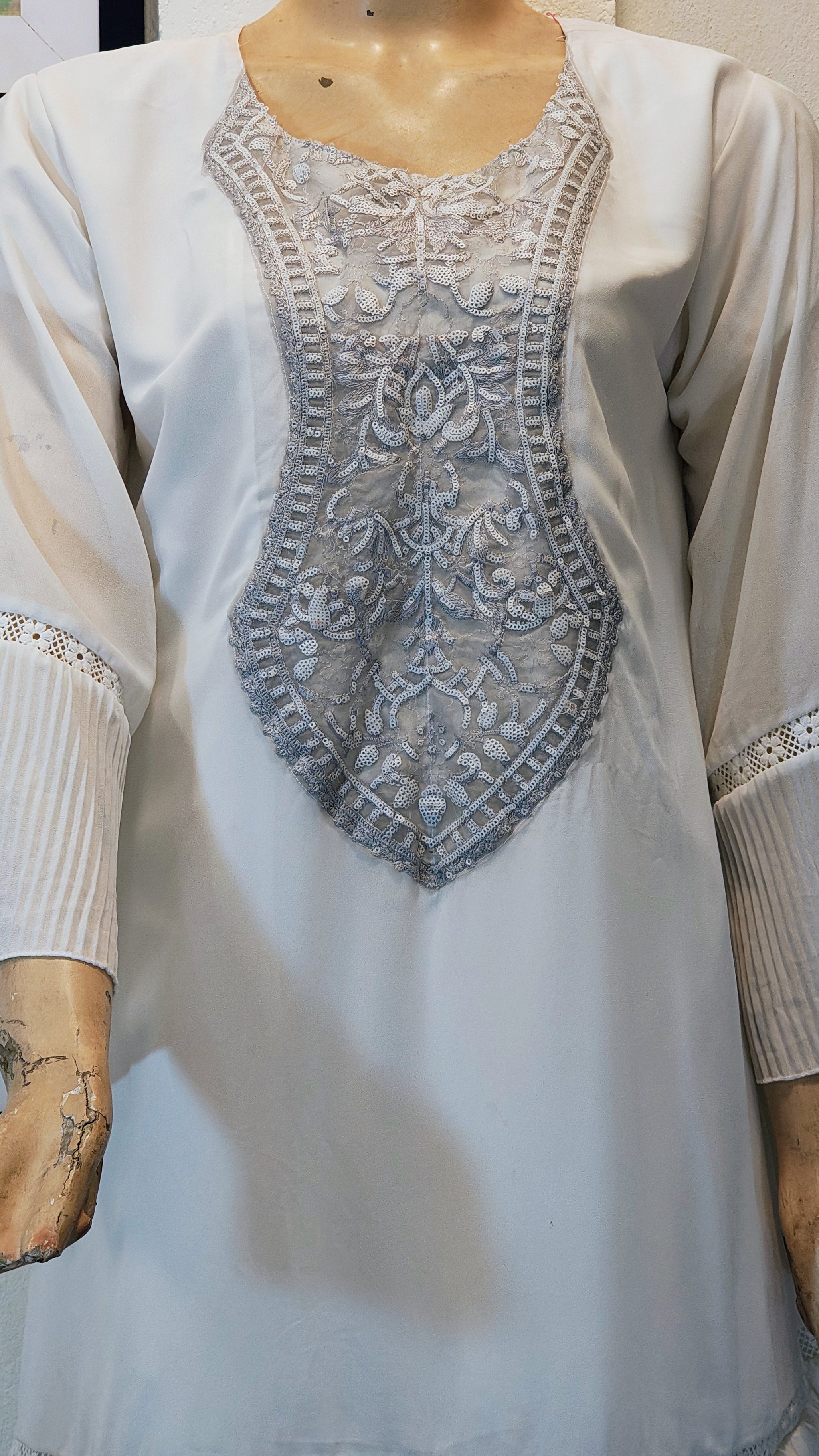 Turquoise Bloom Silk 3-Piece Suit with Metallic Zari Embroidery & Organza Border
